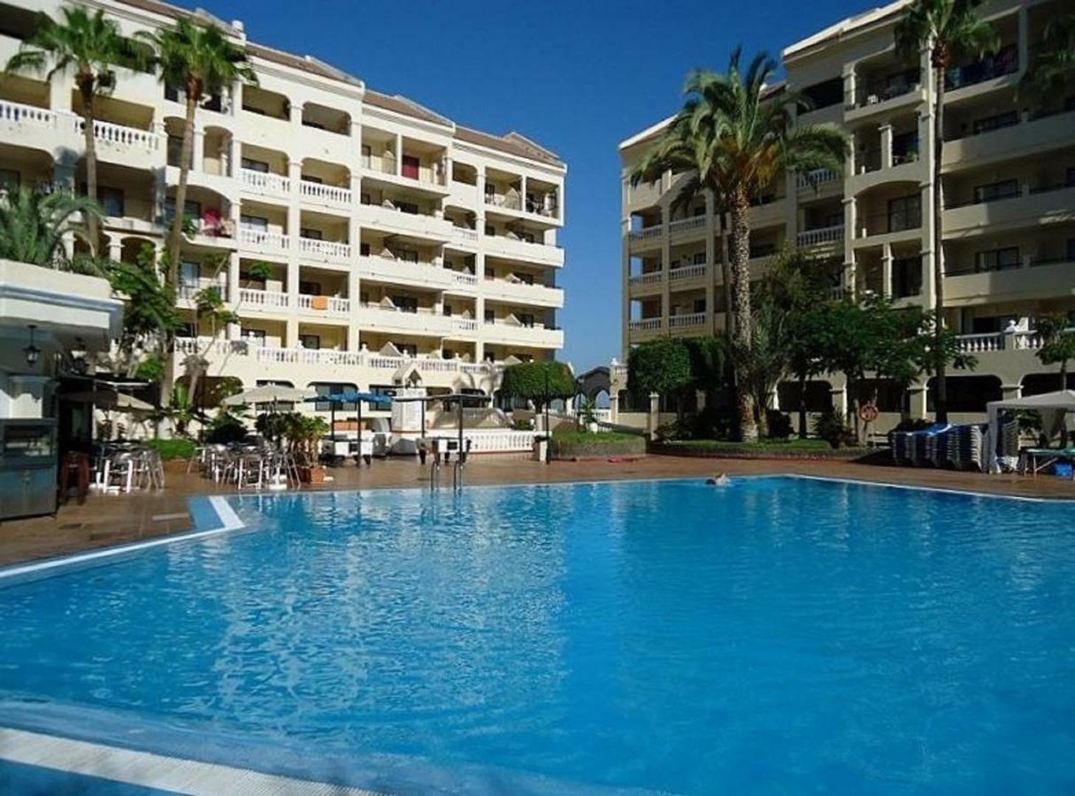 Estudio Castle Harbour Vistas Piscina Apartamento *